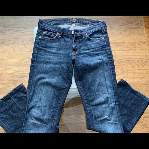 7 For All Mankind Bootcut Distressed Jeans Size 27 - Picture 2 of 8